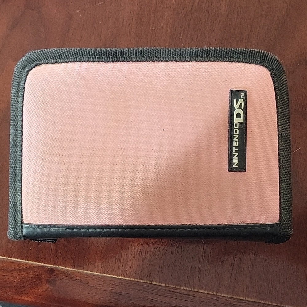 Gameboy DS lite, pink